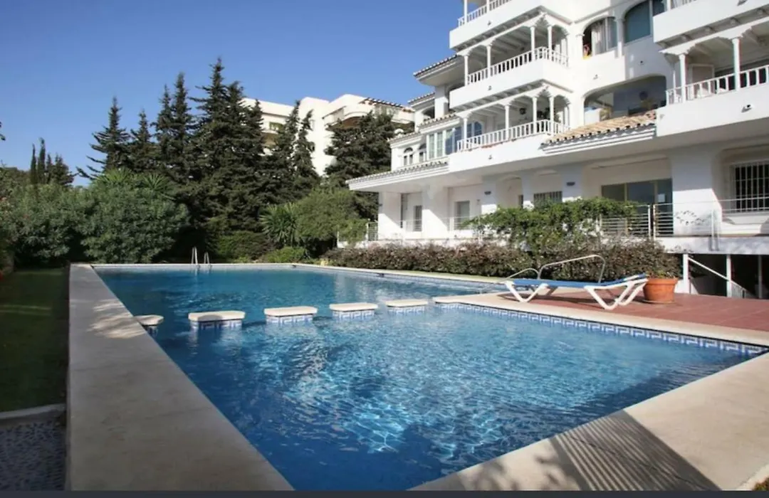 Apartment Jardines Tropicales Puerto Banus Marbella